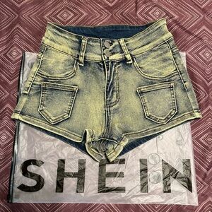 Women’s Shein Denim Shorts Vintage Wash, NWT, 26 (2)